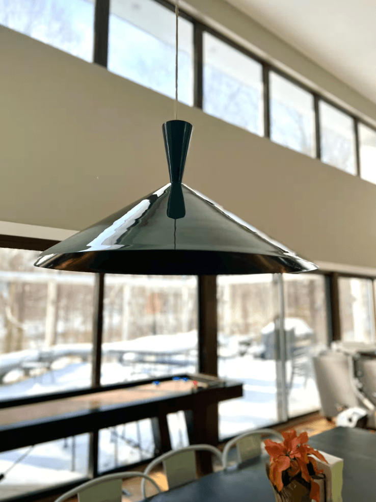 Modern Spacious Retreat by Purdue/Nature & Arcade